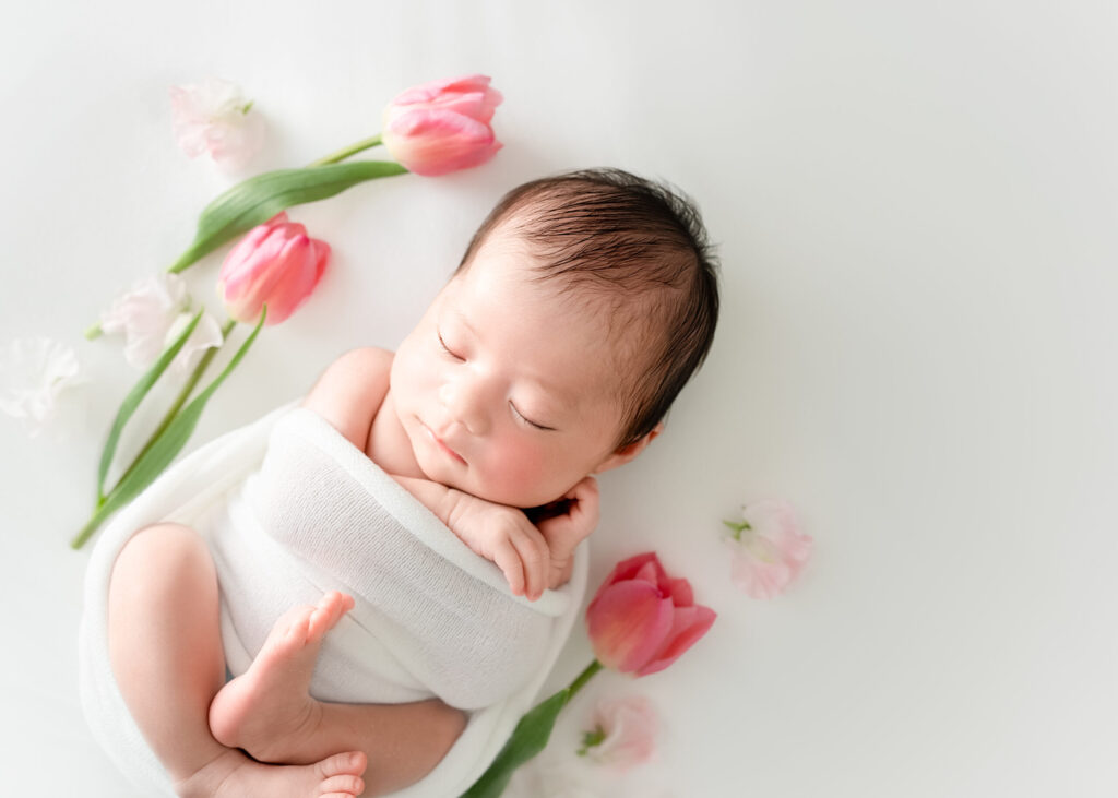 杉並区 ニューボーンフォト 出張撮影 白を基調とした赤ちゃんが主役の新生児写真