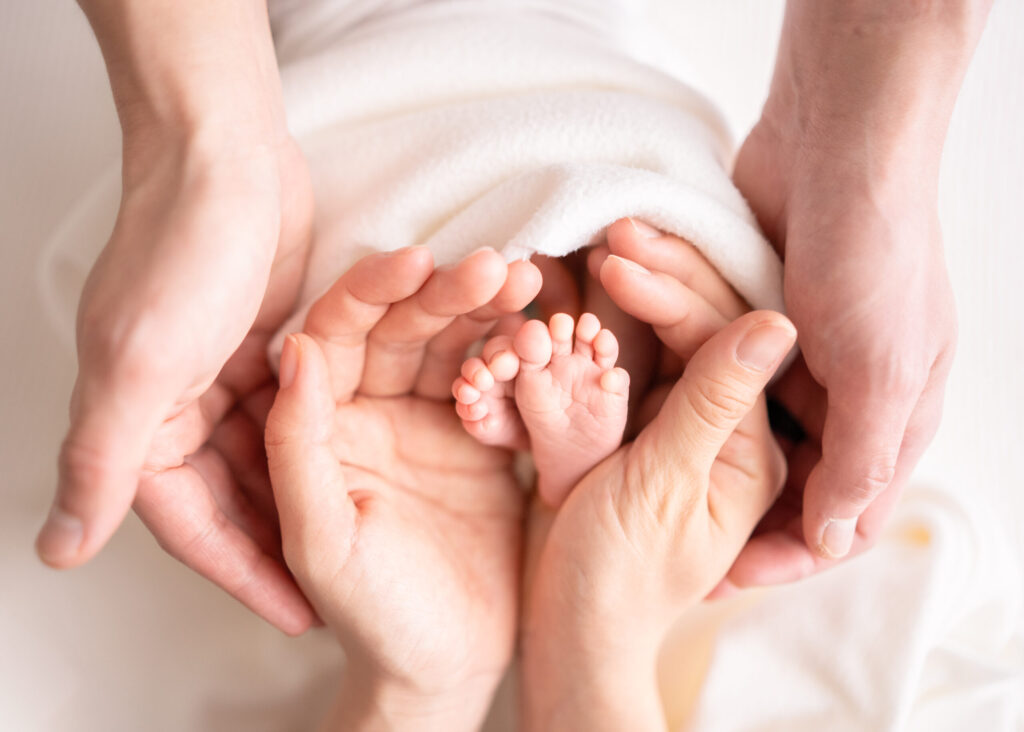 杉並区　ニューボーンフォト　出張撮影　白を基調とした赤ちゃんが主役の新生児写真